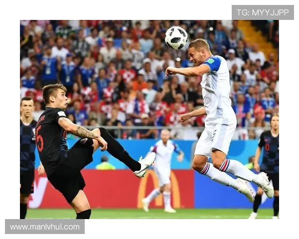 冰岛足球明星数量揭秘及其在国际赛场上的影响力分析 冰岛足球明星数量揭秘及其在国际赛场上的影响力分析